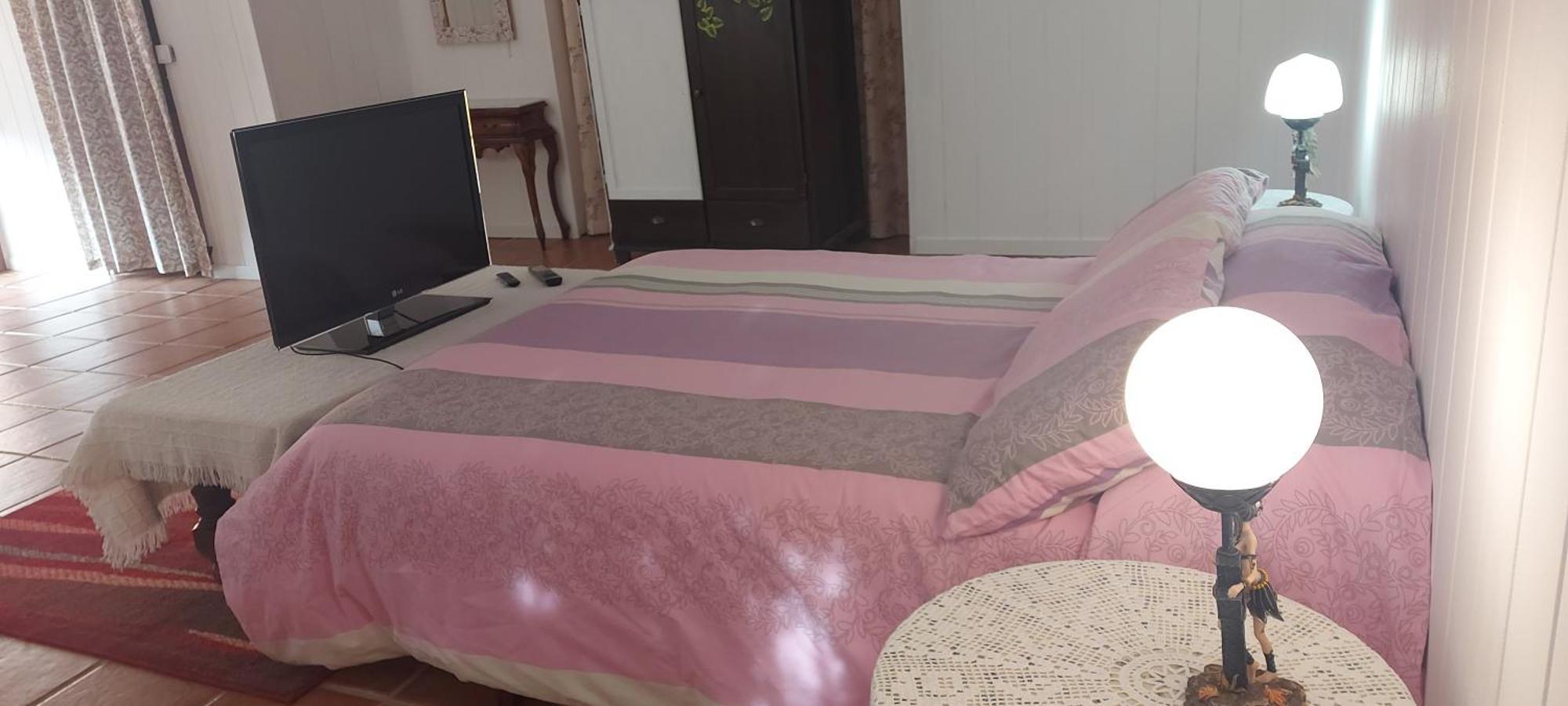 אזוקקה דה הנארס Habitacion,Piscina Y Jardin מראה חיצוני תמונה